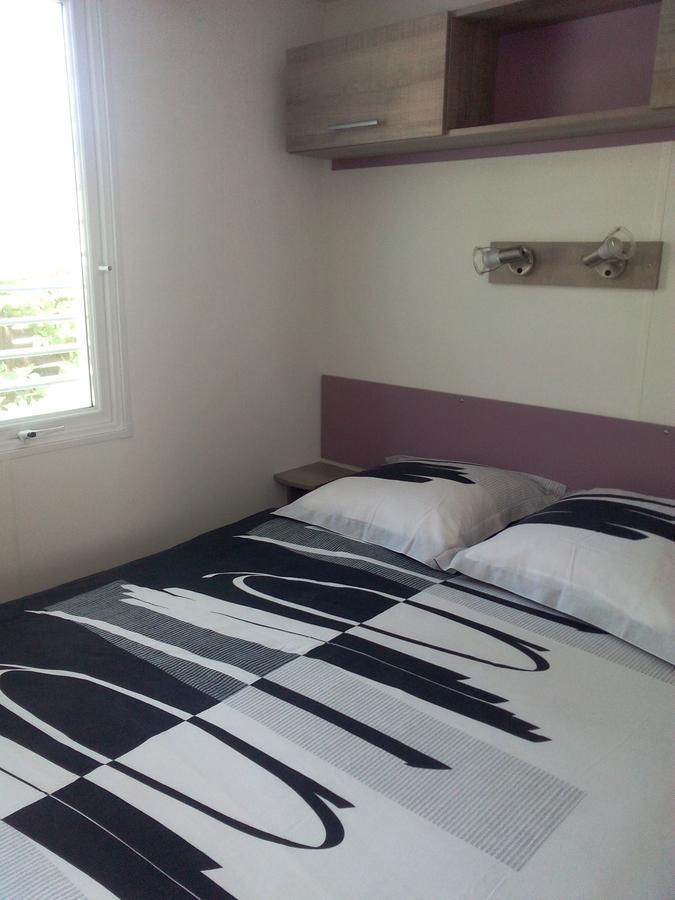Camping Loisirs Des Groux Mousseaux-sur-Seine Экстерьер фото