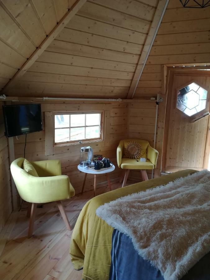 Camping Loisirs Des Groux Mousseaux-sur-Seine Экстерьер фото